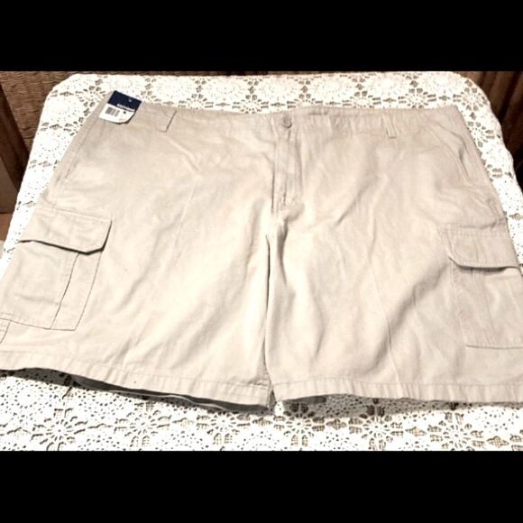 Mens khaki cargo shorts NWT - Picture 3 of 4